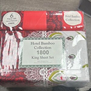 Red and White King Sheet Set